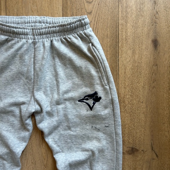 MLB Blue Jays Grey Sweats - Picture 1 of 6